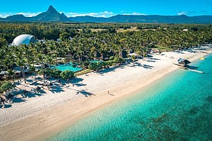 La Pirogue Mauritius ****+