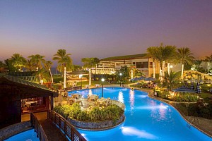 Dubai Marine Beach Resort and Spa *****