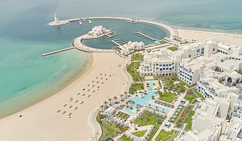 Hilton Salwa Beach Resort & Villas *****